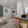 Photo 8: Room 4 
