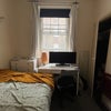 Photo 2: Double room with desk and chest of drawers