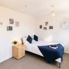 Photo 5: Room 4