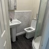 Photo 7: En-suite bathroom