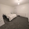 Photo 2: EXTRA LARGE DOUBLE ROOM (£1200PCM)
