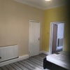 Photo 2: ground floor 2 rooms okay for 2 people 
