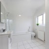 Photo 5: ensuite bathroom