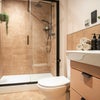 Photo 5: Private Ensuite