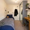 Photo 5: Room 2