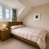 Photo 10: Room 6