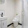 Photo 5: Ensuite