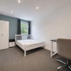 Photo 4: Double Bedroom (£999pcm)