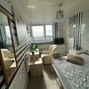 Photo 2: Room to Rent