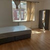 Photo 6: Room 1