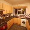 Photo 3: Kitchen