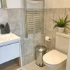 Photo 3: Room 1 - modern ensuite