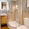 Photo 5: Ensuite