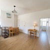 Photo 7: Kitchen