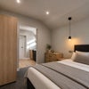 Photo 5: Room 2