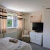 Photo 4: Double bedroom