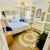 Photo 9: Shared lounge