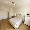 Photo 3: room A