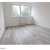 Photo 7: Bedroom