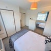 Photo 13: Room 5 En Suite