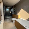 Photo 5: Bathroom2