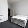 Photo 6: 🛏️ Spacious Double Bedroom