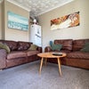 Photo 2: Lounge