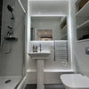 Photo 4: En Suite Bathroom