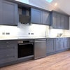 Photo 5: Kitchen