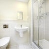 Photo 2: Private en-suite