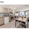 Photo 6: Kitchen