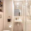 Photo 4: Bathroom 