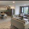 Photo 3: kitchen