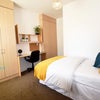 Photo 5: Bedroom 3 
