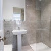 Photo 3: ensuite bathroom 