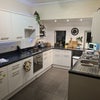 Photo 4: kitchen