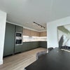 Photo 7: Kitchen 