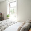 Photo 2: Professional and Modern Double Room