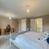 Photo 2: Double En-Suite