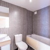 Photo 8: Ensuite Bathroom