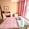 Photo 2: Pink room