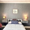 Photo 3: Grey room ( Master) 