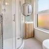Photo 16: Room 5 En Suite