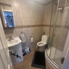 Photo 2: En suite