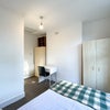 Photo 5: Room 4