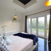 Photo 4: Bedroom