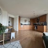 Photo 4: Kitchen