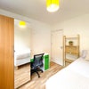 Photo 5: Room 2
