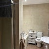 Photo 8: 2nd floor bathroom