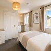 Photo 15: Room 4 En Suite